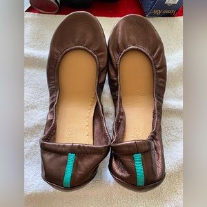 NWOB Raspberry Truffle Tieks Size 8